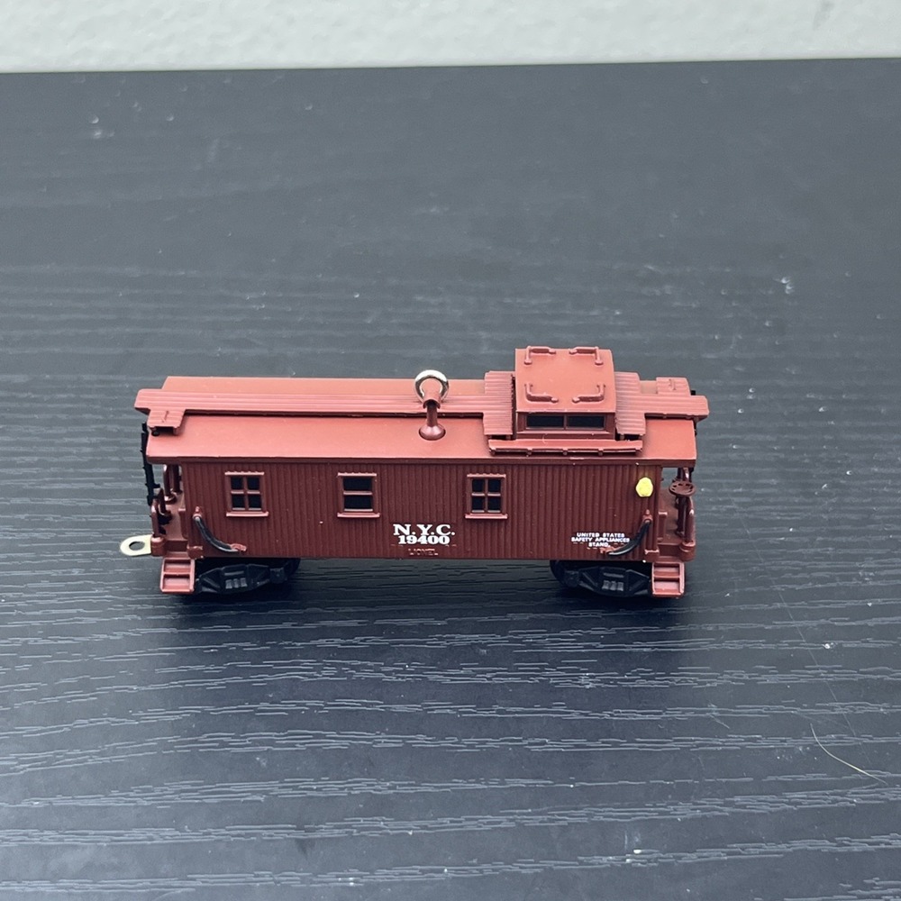 Hallmark Keepsake 2005‎ Lionel No. 717 Caboose Train Ornament Die-Cast Metal